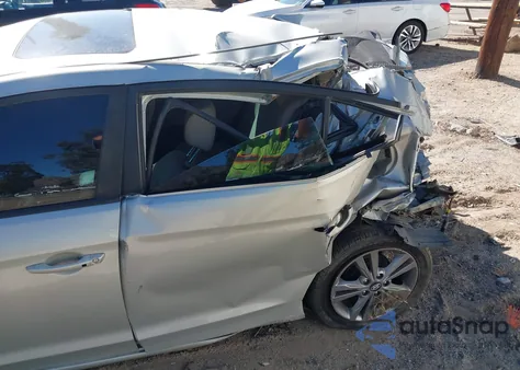 2017 Hyundai Elantra Value Edition из США, поврежденный, VIN KMHD84LF0HU362685